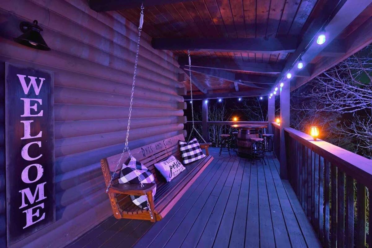 Ryes And Shine Bootlegger'S Cabin! Hot Tub* Pool* Arcade* Billiards *Ev * Pet Friendly 세비어빌 외부 사진