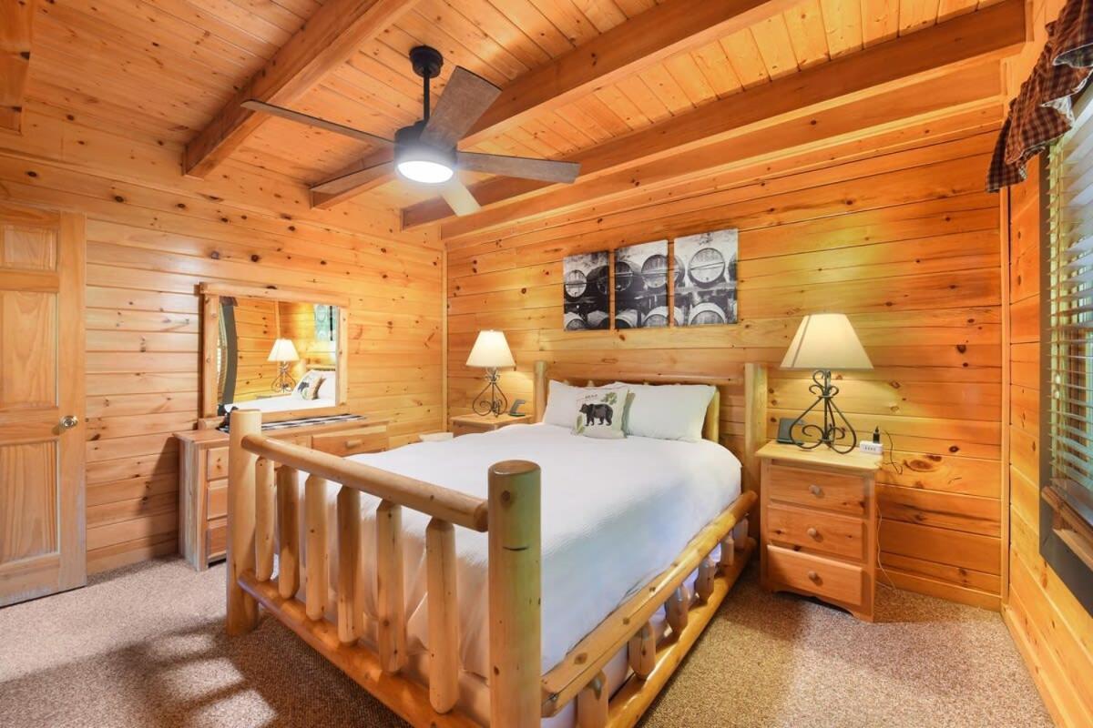 Ryes And Shine Bootlegger'S Cabin! Hot Tub* Pool* Arcade* Billiards *Ev * Pet Friendly 세비어빌 외부 사진